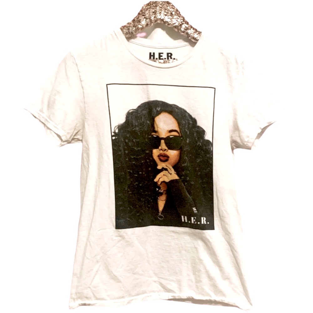H.E.R. Portrait Sony Graphic Cotton T-Shirt Size Small